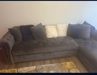 Sectional Couch  and Pillows