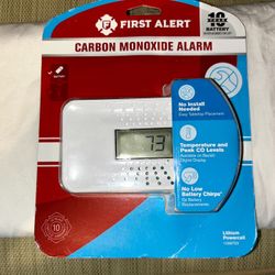 Portable  First Alert CO710 Carbon Monoxide Detector with Digital Temperature Display