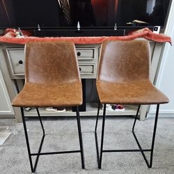 Ashley Crandox Counter Height Stool 