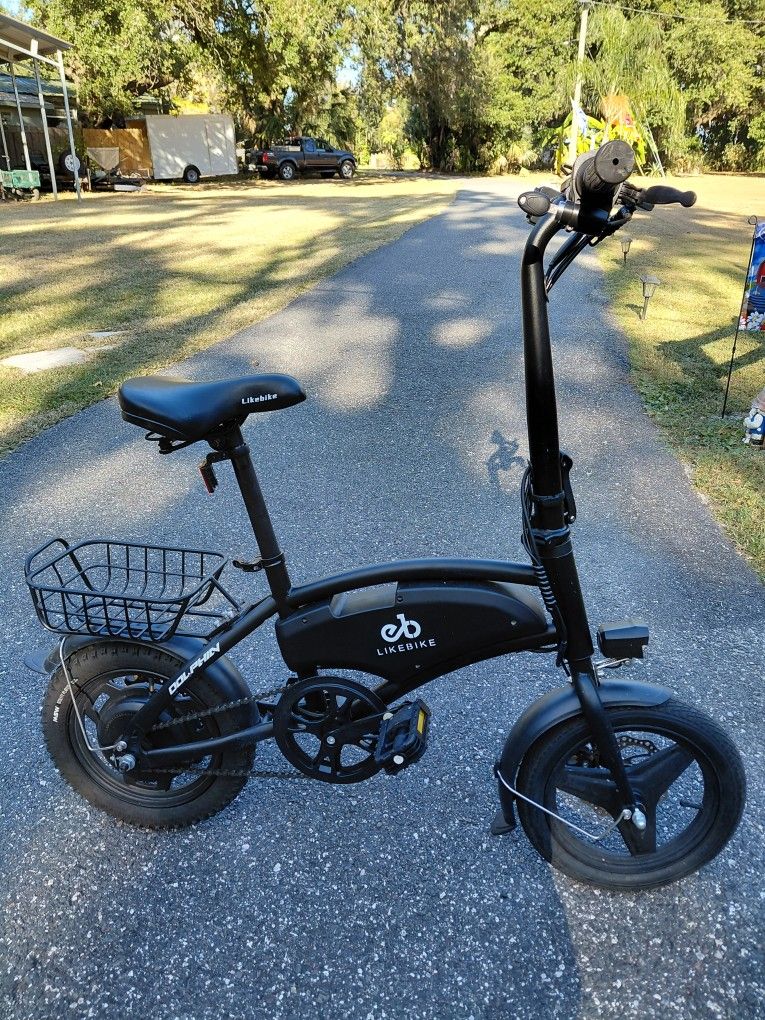 14" Electric Bike 6 Months New