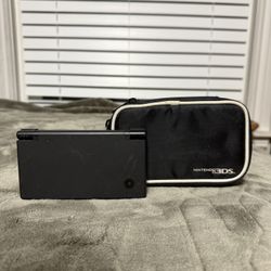 Black DSi With Case 