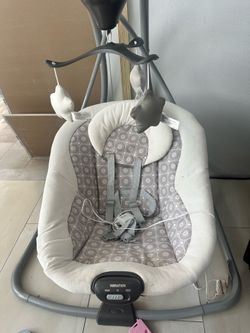 Mesedor de bebé marca Graco