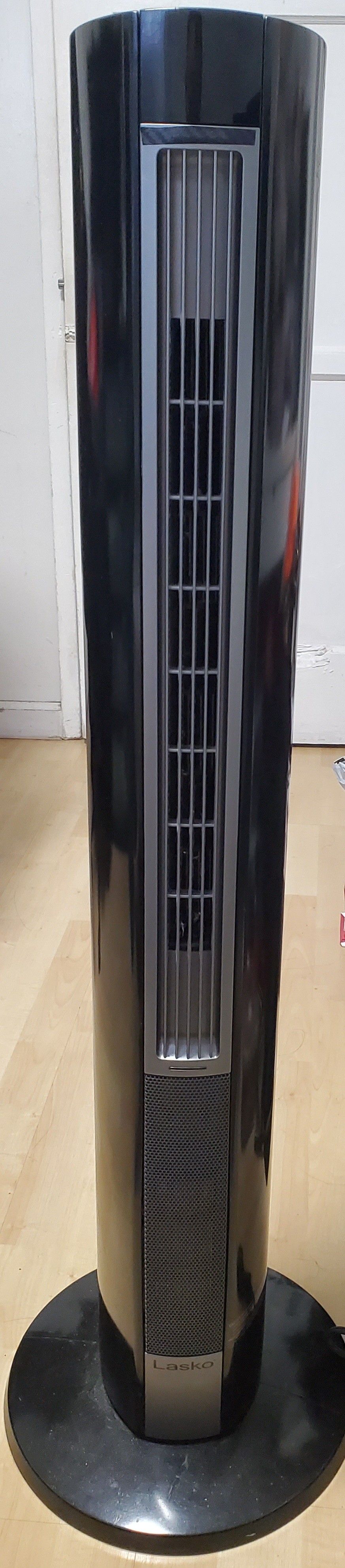 Lasko Oscillating All Season Tower Fan and Space Heater in One