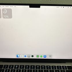 Apple MacBook Air 13-Inch - 2025