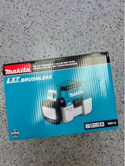 Makita XCV11Z 18V LXT Lithium-Ion Brushless Cordless 2 Gallon HEPA Filter Portable Wet/Dry Dust Extractor/Vacuum, Tool Only