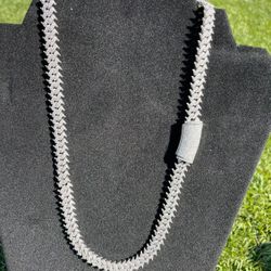 Moissanite Chain