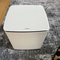 Bose 700 Surround System With Sub/Soundbar/Surround Speakers