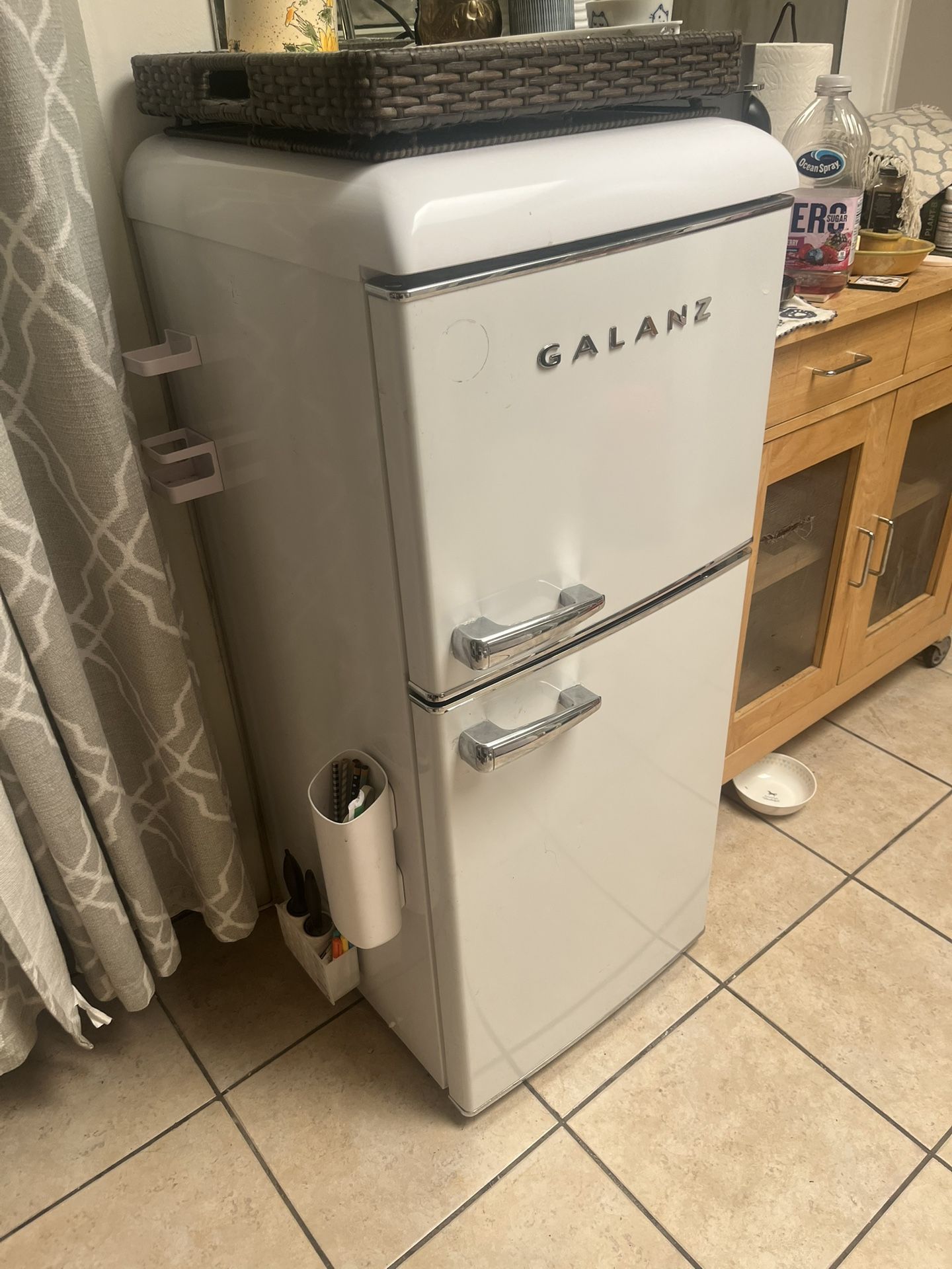 Retro Mini Fridge 