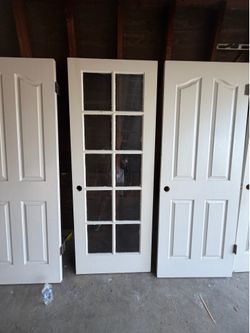 4 interior doors for sale in excellent condition