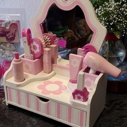 Melissa And Doug Wood Vanity With Dress Up Shoes