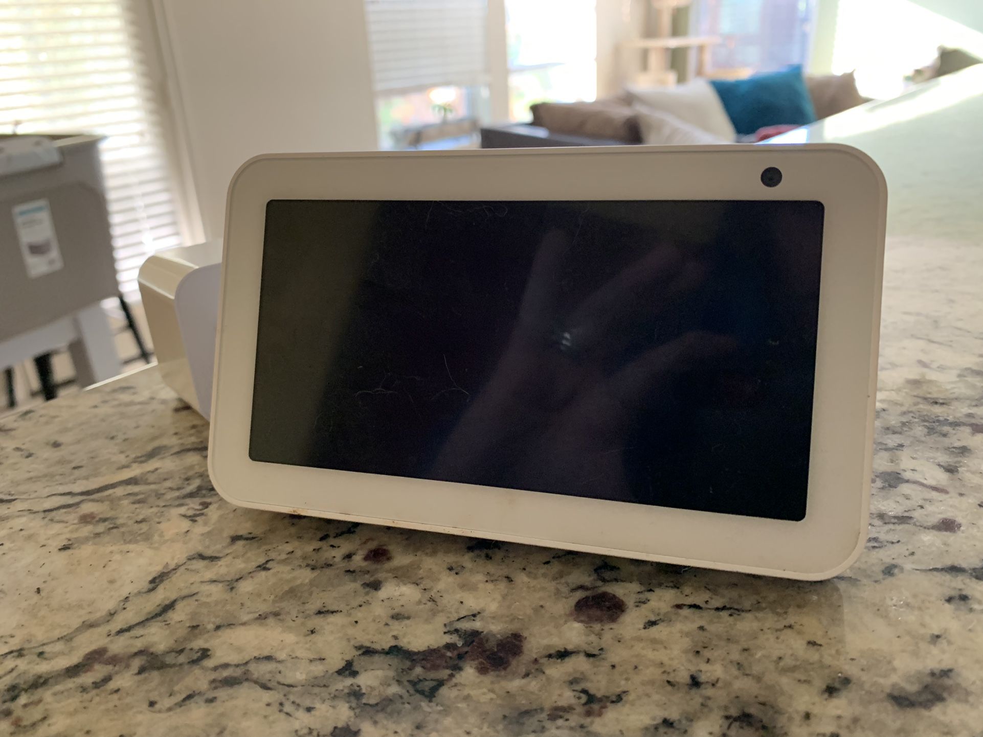 Echo Show 5 (1st Gen, 2019 release) -- Smart display with Alexa