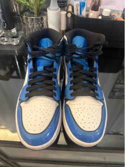 Air Jordan’s mid size 8 men