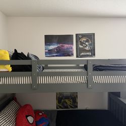 Twin Frame w/ Mattress