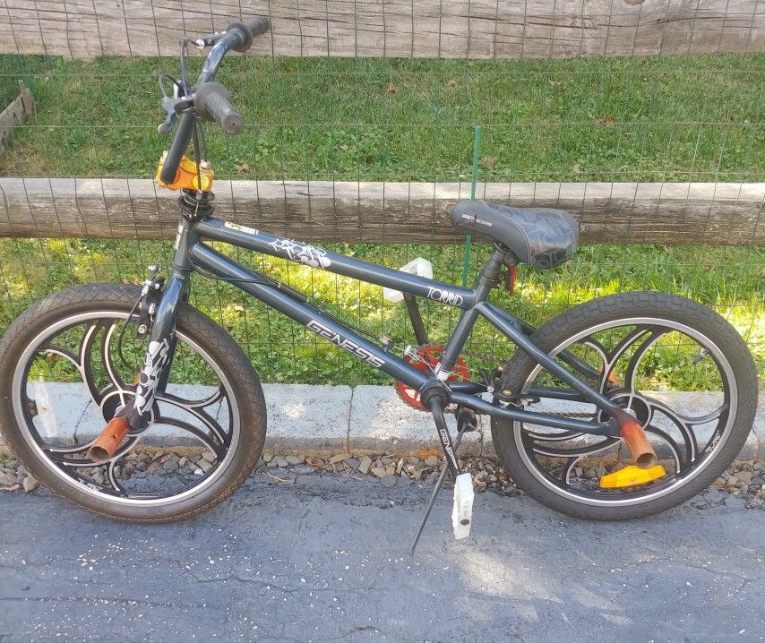 Genesis Torrid BMX Bike