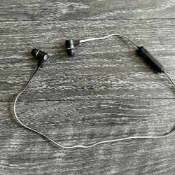 Maxell Earbuds Headphones Headset