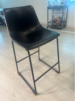 Kitchen barstools