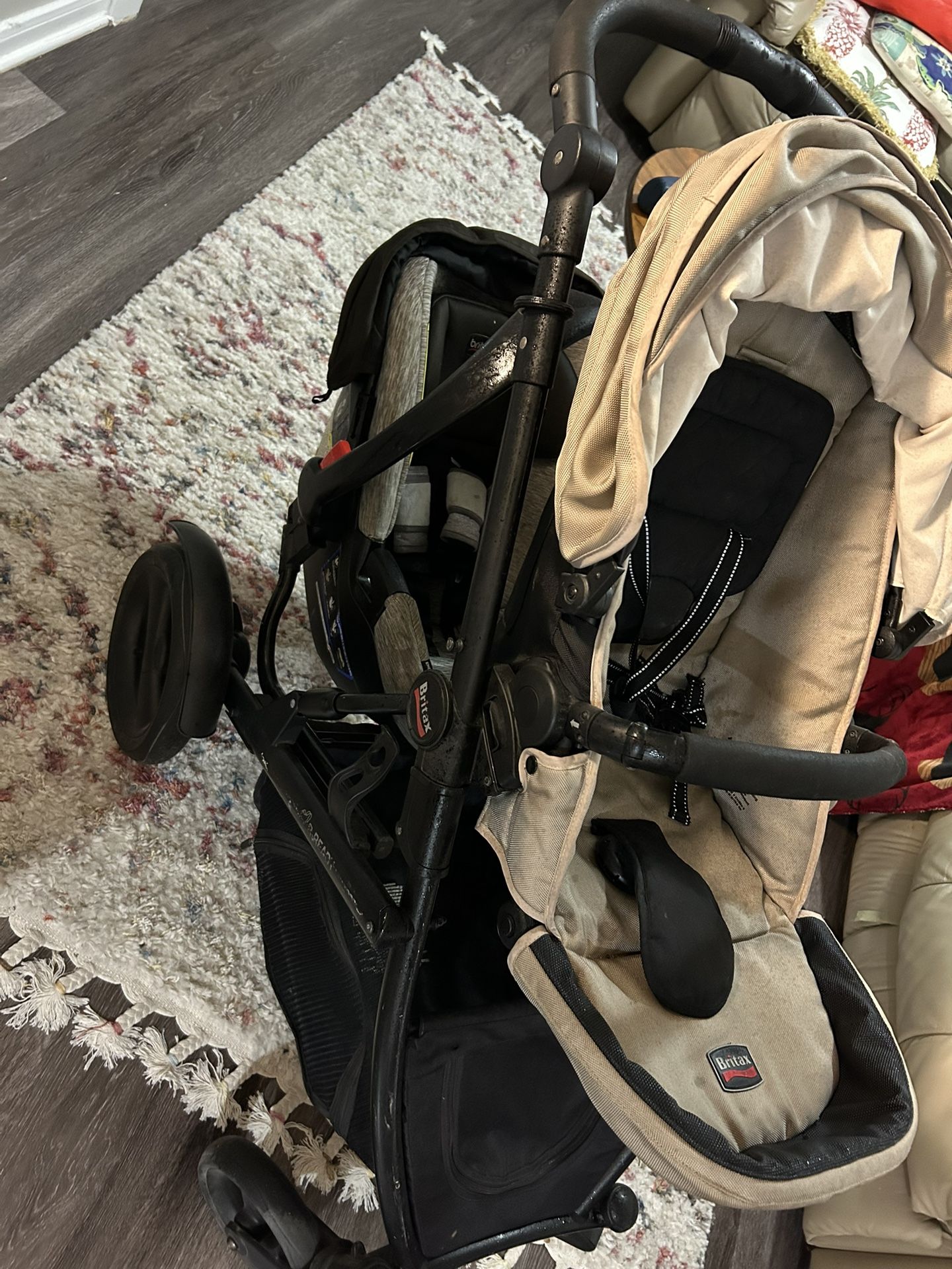 Britax B Ready Car seat/Stroller