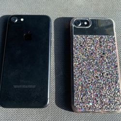 2 iPhone 7 In Good Condition $120 Each Or $240 For Both They Work Good 