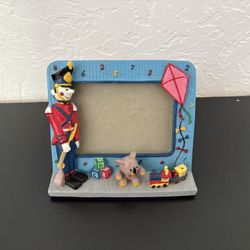 Vintage Resin Cute Teddy Bear, Soldier And Train Photo Frame 
