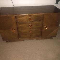 Solid Oak Buffet / TV Stand w/ Amber Glass , Copper Knobs