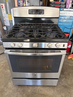 GE GAS STOVE STAINLESS STEEL 5 BURNERS LIKE NEW ESTUFA DE GAS MUY BUENA