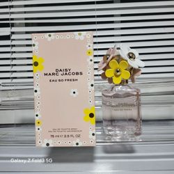 MARC JACOBS EAU SO FRESH 2.5oz 