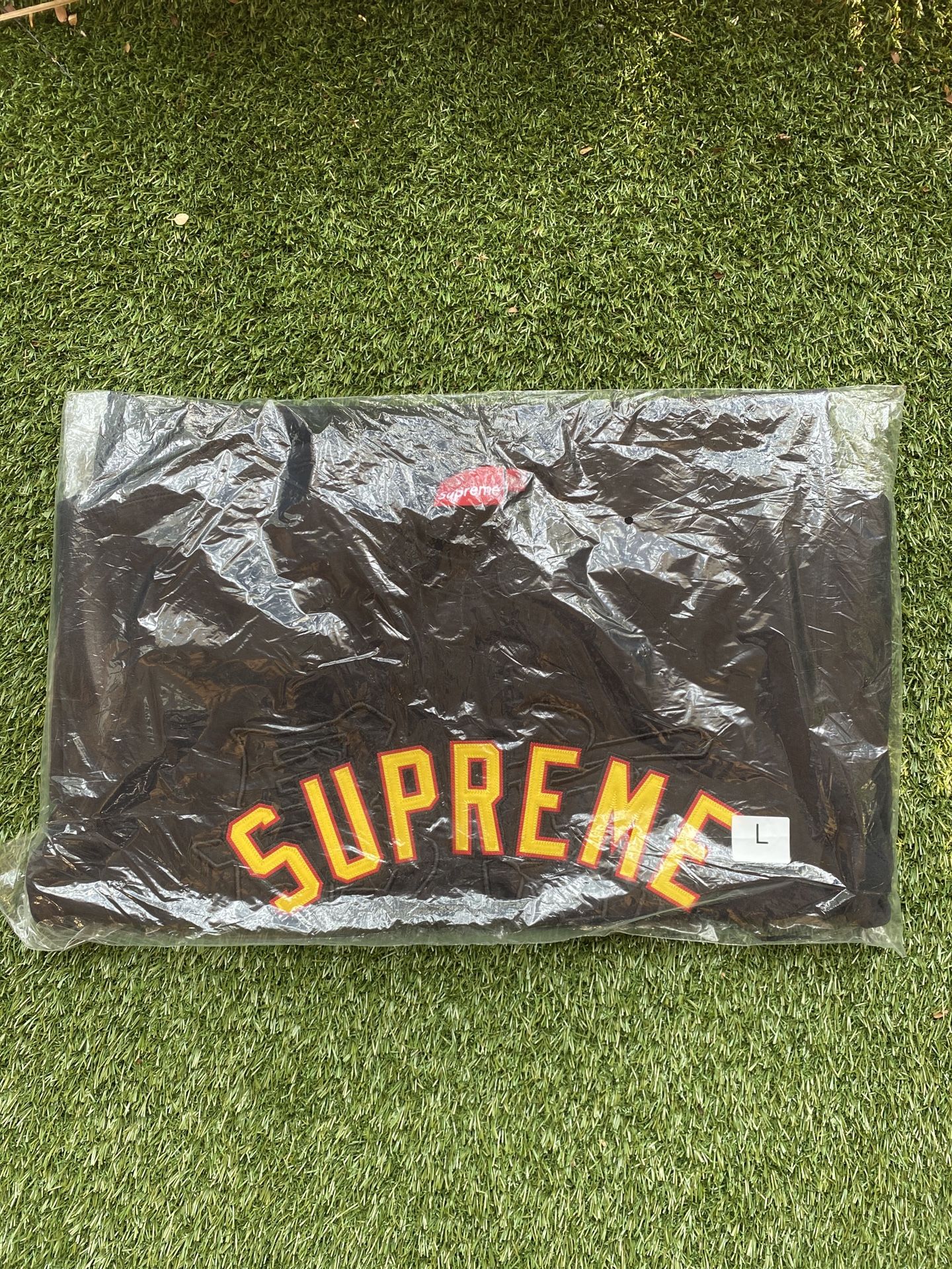 Supreme “Kanji” Logo Crewneck Black Size Large