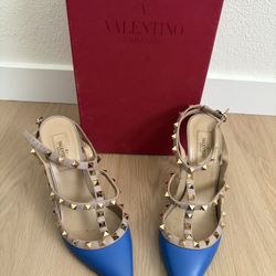 Blue Heel