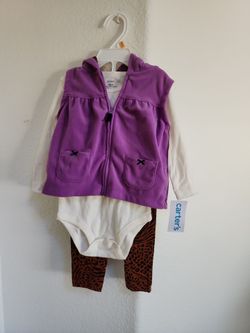Carter's baby girls size (18m)