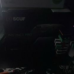 scuf Controller With Case