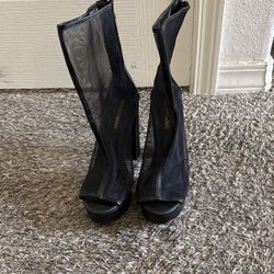 Barely Worn Heels 