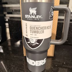 40 Oz RAIDER CUP NEW