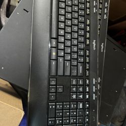 Logitech K520 Keyboard