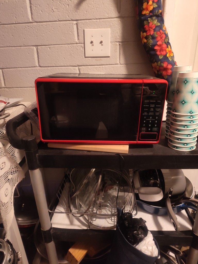 Microwave Red