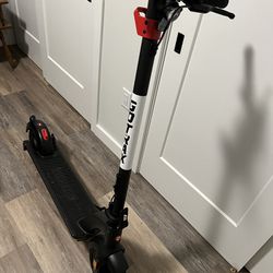 GoTrax G4 Electric Scooter 25 Mile Range 20mph 
