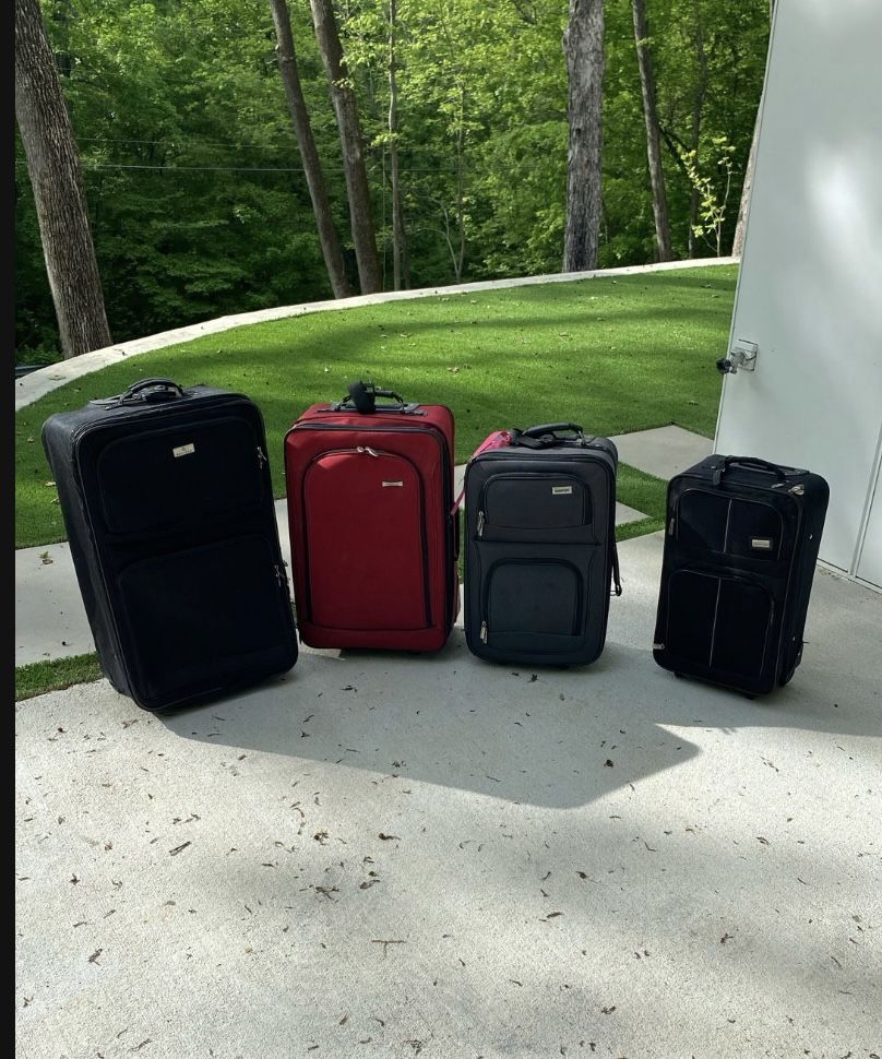 Rolling luggage
