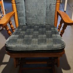 Glider / Rocking Chair