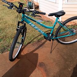 Huffy Rock Creek 29” All-Terrain Mountain Bike – Fully Equipped Bundle