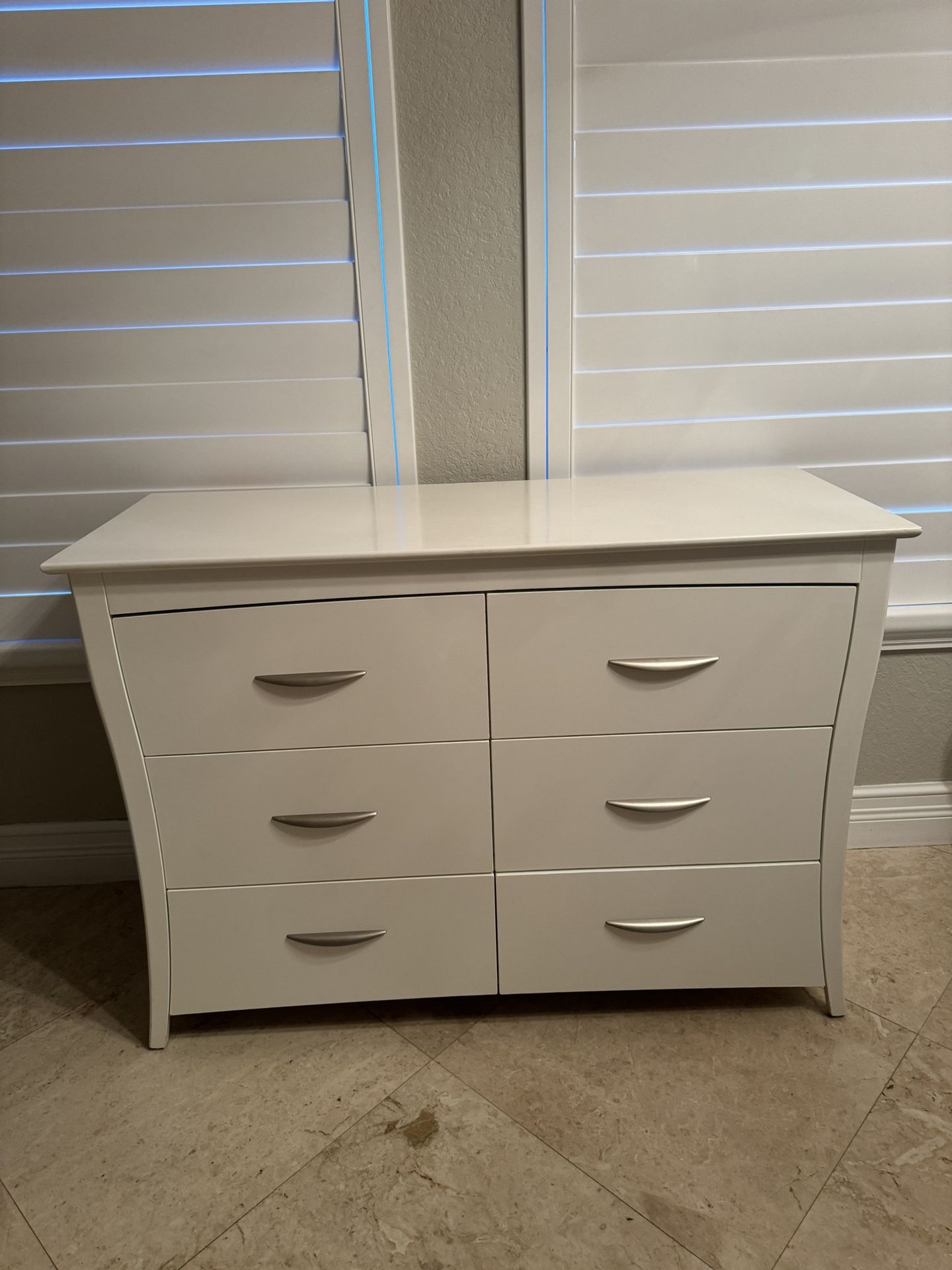PALI Trieste Double Dresser (306-WH)- 6 Drawer Double Dresser- White Wood