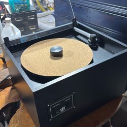 VPI HW16.5 Vinyl Record Cleaner