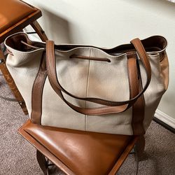 Tignanello Leather Downing Tote/Bag  (NEW) 