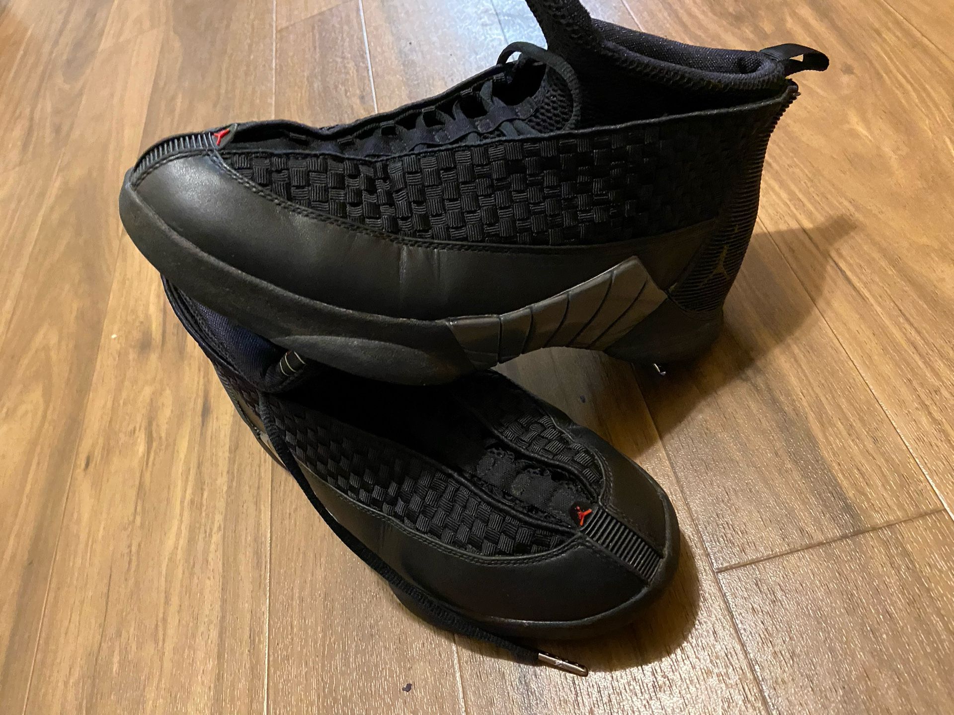 NIKE AIR JORDAN XV 10.5 RETRO OG STEALTH BLACK GREY RED BRED CHICAGO 881429-001