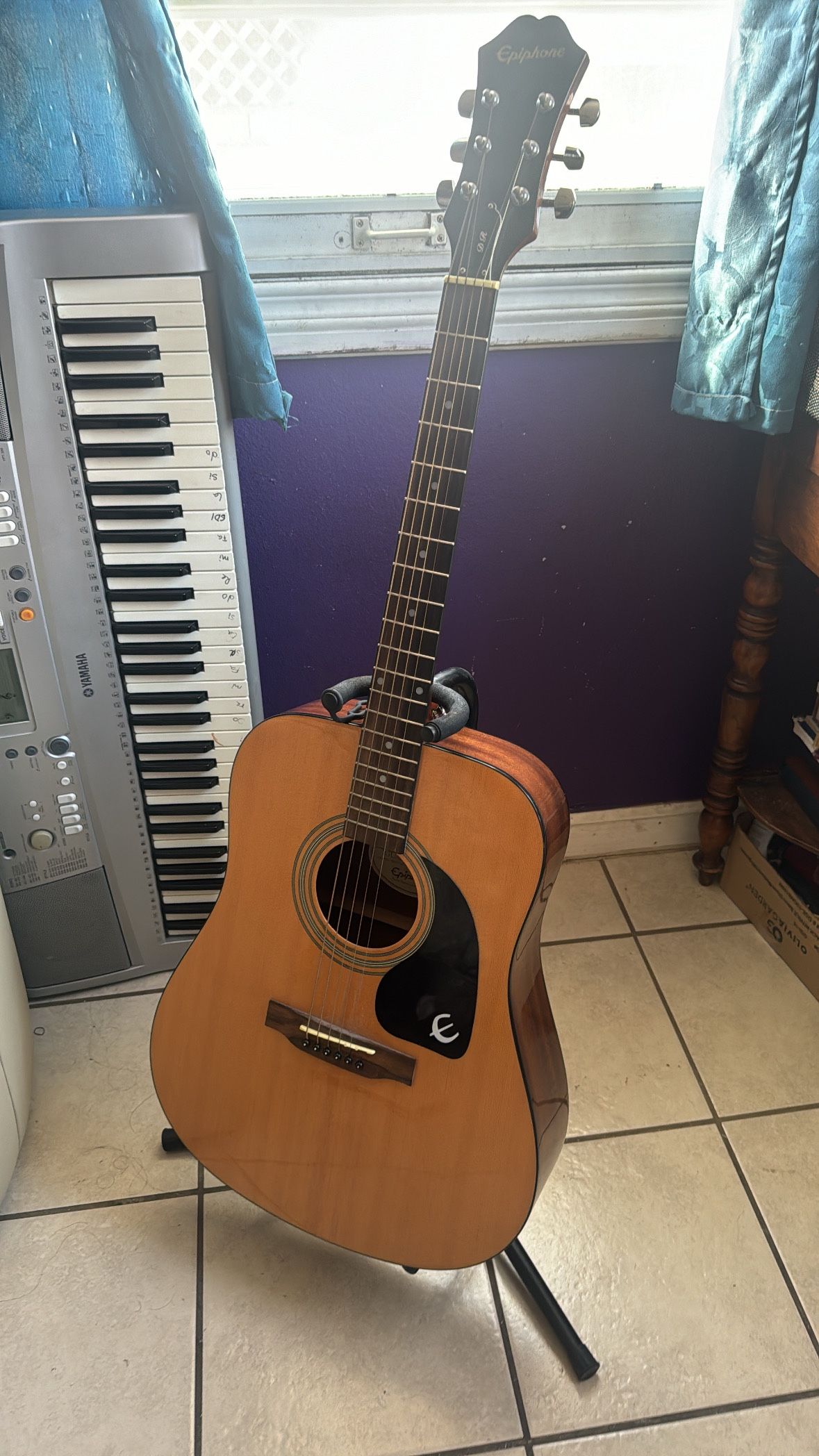 Ephiphone PR-150 Acoustic Guitar