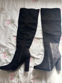 Women’s Black Knee-High Block Boots