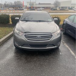 2013 Ford Taurus