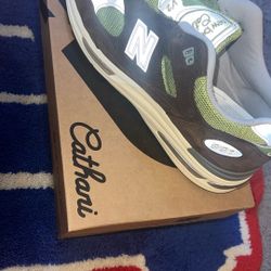 New Balance Cathari 991v2