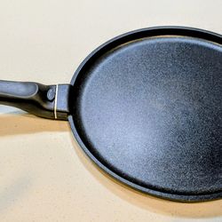 Starfrit 10" (26cm) Non-Stick Multi Pan - Tawa - Durable Aluminum body - Oven Safe - PFOA Free