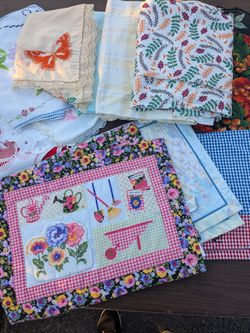 Placemats, Tablecloths and Runners