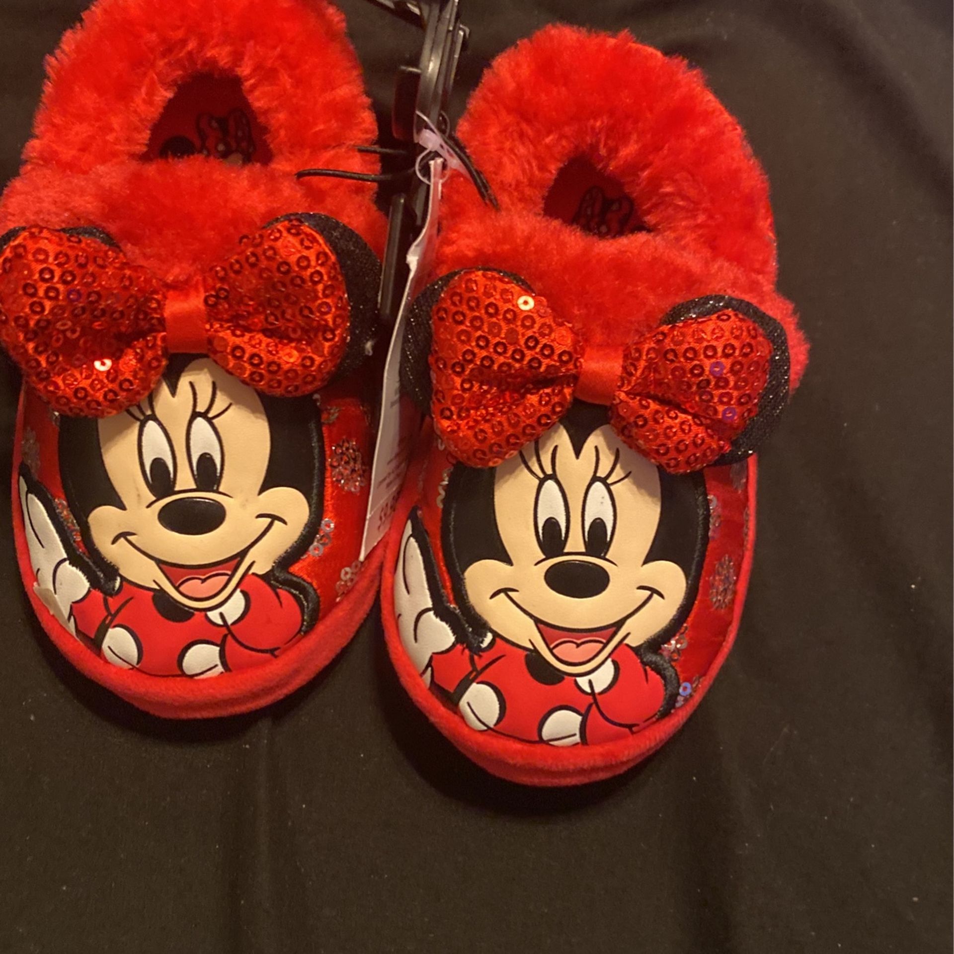 Gils Bedroom Shoes 9-10 New