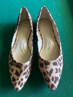 Leopard Print Pointed-Toe Flats Size 7.5
